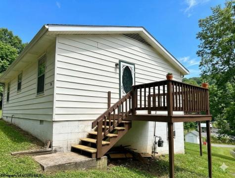 194 Anglin Run Road Philippi WV 26416
