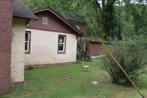 5786 Erbacon Road Erbacon WV 26203
