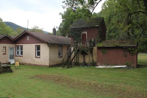 5786 Erbacon Road Erbacon WV 26203