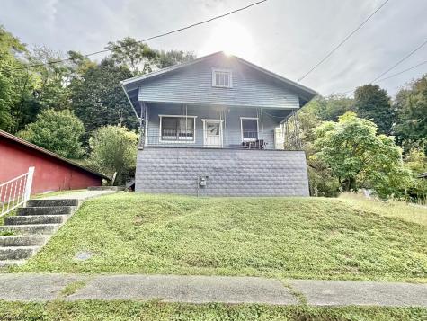 212 Bennett Avenue Weston WV 26452