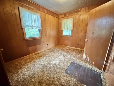 212 Bennett Avenue Weston WV 26452