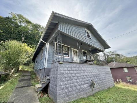 212 Bennett Avenue Weston WV 26452