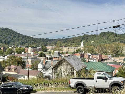212 Bennett Avenue Weston WV 26452