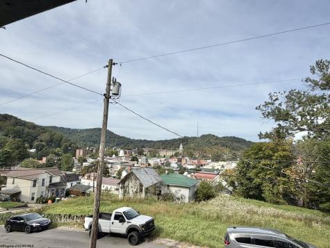 212 Bennett Avenue Weston WV 26452