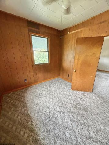212 Bennett Avenue Weston WV 26452