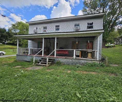 3445 Webster Pike Grafton WV 26354