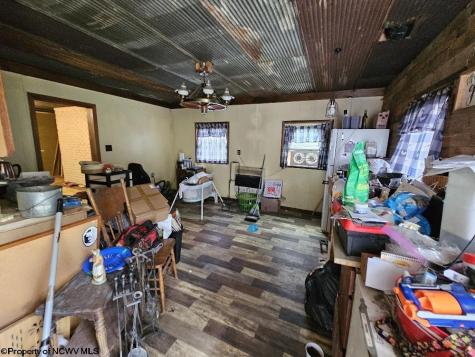 3445 Webster Pike Grafton WV 26354