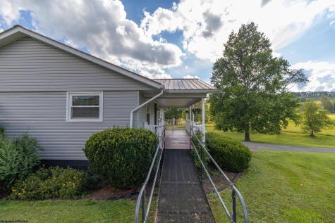 120 Westfield Road Jane Lew WV 26378