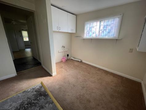 807 Indiana Avenue Nutter Fort WV 26301-4561