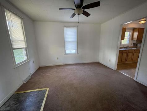 807 Indiana Avenue Nutter Fort WV 26301-4561