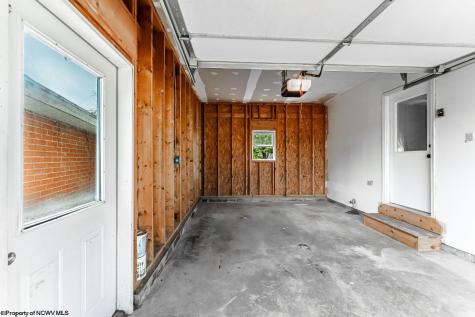 512 Wheeling Street Morgantown WV 26501
