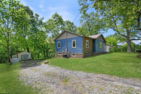 1114 Harvatis Street Morgantown WV 26508