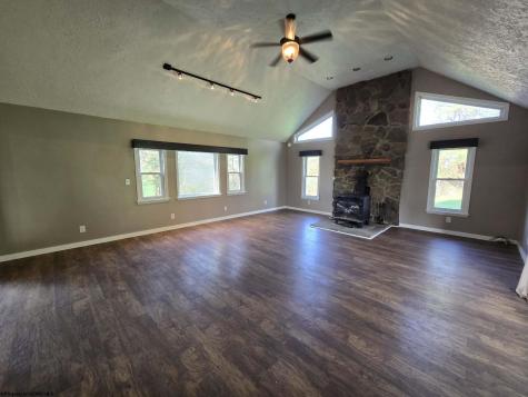 303 Sandhill Road Clarksburg WV 26301