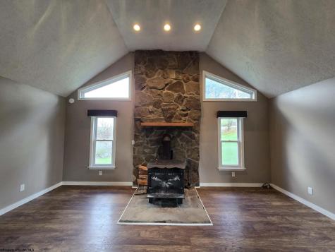 303 Sandhill Road Clarksburg WV 26301