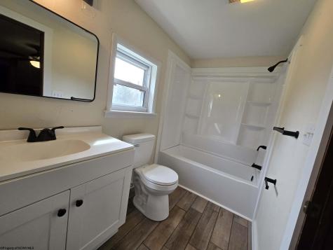 303 Sandhill Road Clarksburg WV 26301