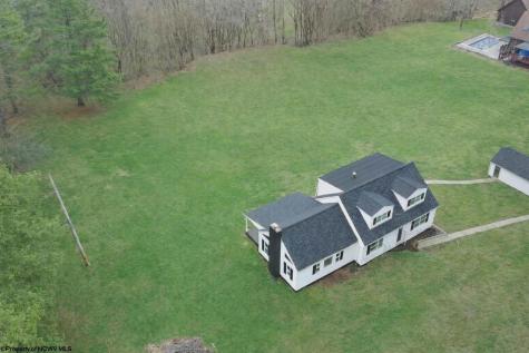 303 Sandhill Road Clarksburg WV 26301