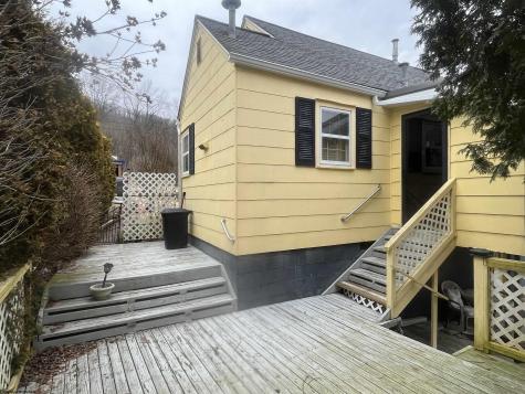 611 Broad Street Weston WV 26452