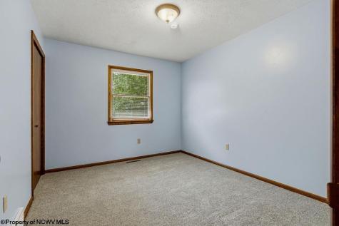 293 Forest Drive Bridgeport WV 26330