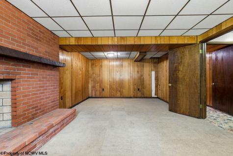 293 Forest Drive Bridgeport WV 26330