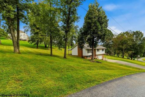 293 Forest Drive Bridgeport WV 26330