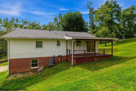 293 Forest Drive Bridgeport WV 26330