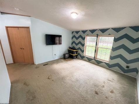 673 Pond Road Morgantown WV 26508