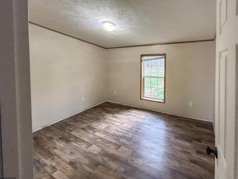 673 Pond Road Morgantown WV 26508