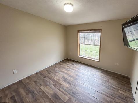 673 Pond Road Morgantown WV 26508