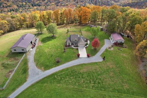 78 Moccasin Rocks Road Bruceton Mills WV 26525