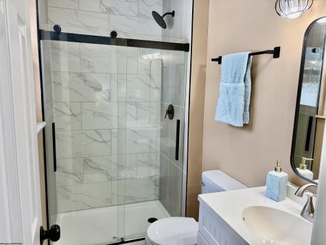 777 Nicholson Loop Morgantown WV 26508