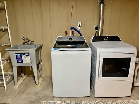 777 Nicholson Loop Morgantown WV 26508