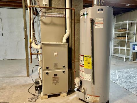 777 Nicholson Loop Morgantown WV 26508