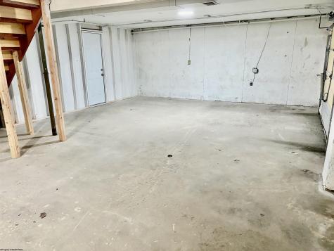 777 Nicholson Loop Morgantown WV 26508