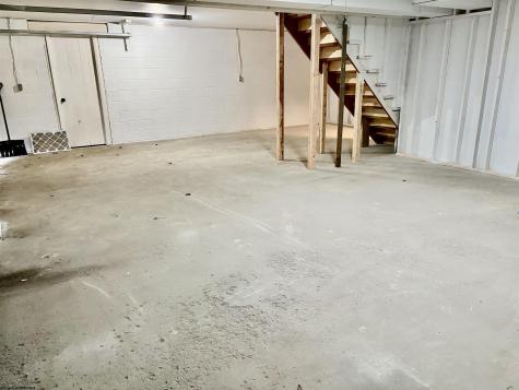 777 Nicholson Loop Morgantown WV 26508