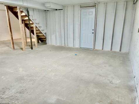 777 Nicholson Loop Morgantown WV 26508