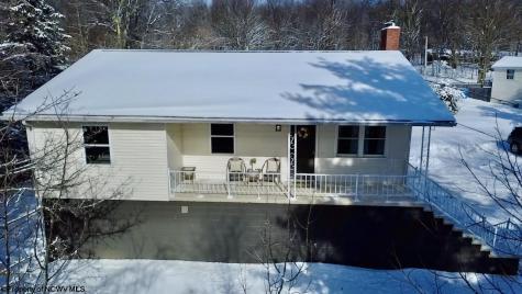 777 Nicholson Loop Morgantown WV 26508