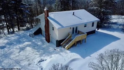 777 Nicholson Loop Morgantown WV 26508