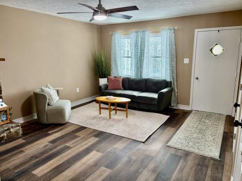 777 Nicholson Loop Morgantown WV 26508