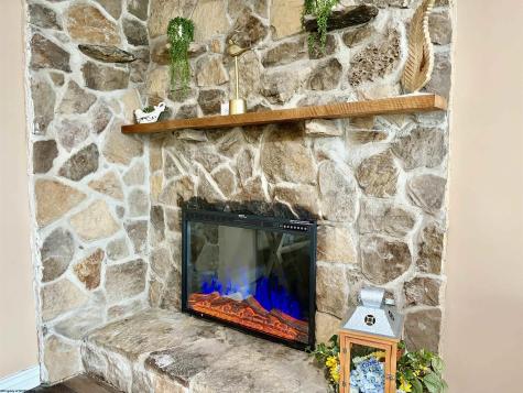 777 Nicholson Loop Morgantown WV 26508