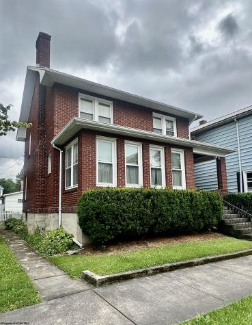118 Buffalo Street Elkins WV 26241