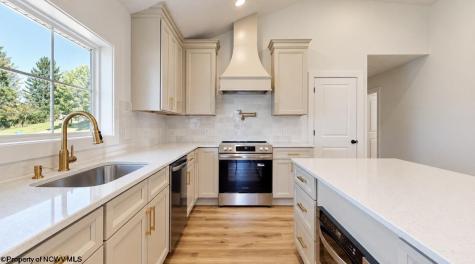 1317 Lincoln Way Fairmont WV 26554