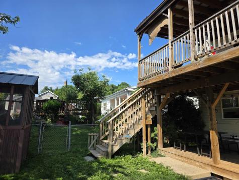 505 Thomas Street Shinnston WV 26431