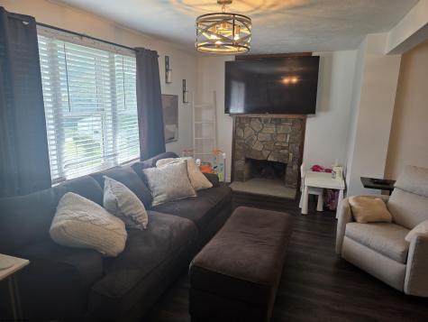 505 Thomas Street Shinnston WV 26431