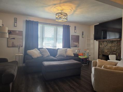 505 Thomas Street Shinnston WV 26431