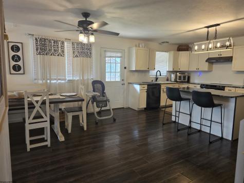 505 Thomas Street Shinnston WV 26431