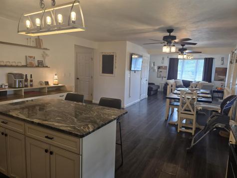 505 Thomas Street Shinnston WV 26431
