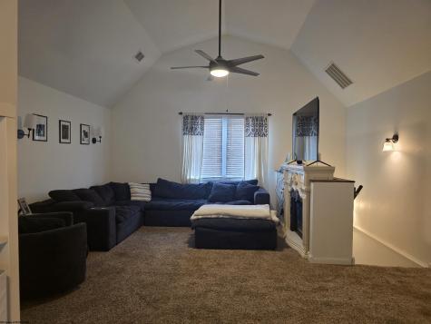 505 Thomas Street Shinnston WV 26431