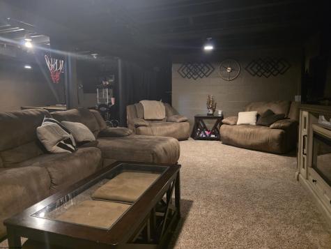 505 Thomas Street Shinnston WV 26431