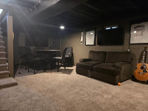505 Thomas Street Shinnston WV 26431