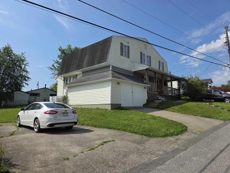 505 Thomas Street Shinnston WV 26431